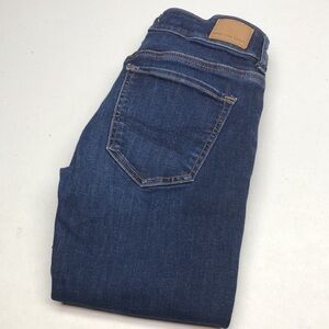 LIKE NEW AMERICAN EAGLE KICK BOOT JEANS 2/26x30 ⭐️